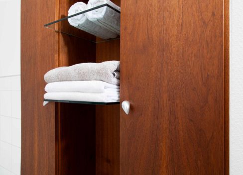 Badezimmerschrank
