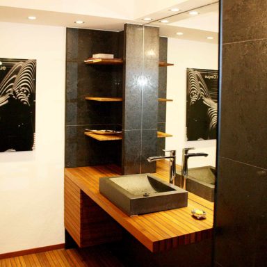 Holz trifft auf Naturstein